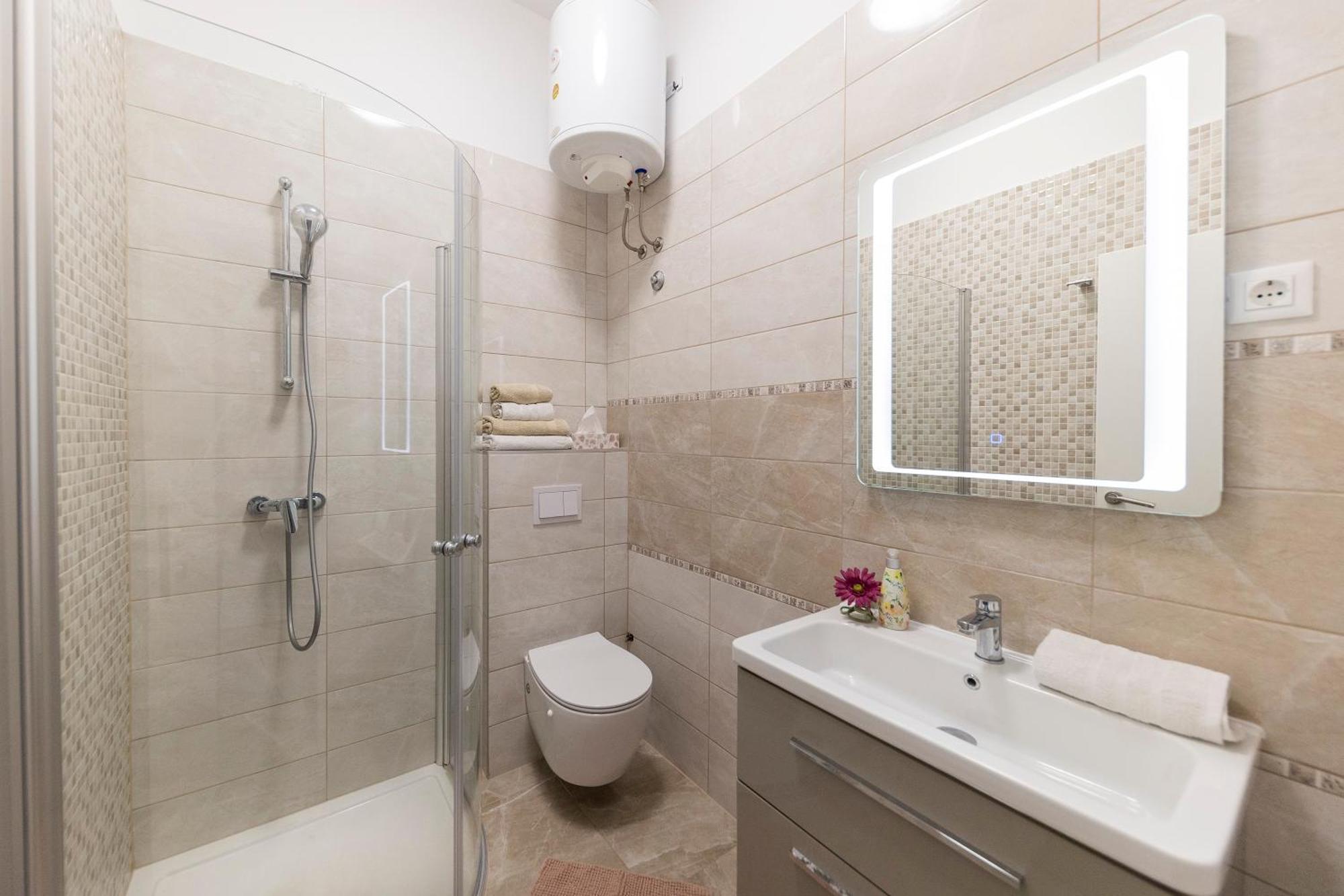Apartments & Rooms Kolovare Beach 3, Zadar Ngoại thất bức ảnh