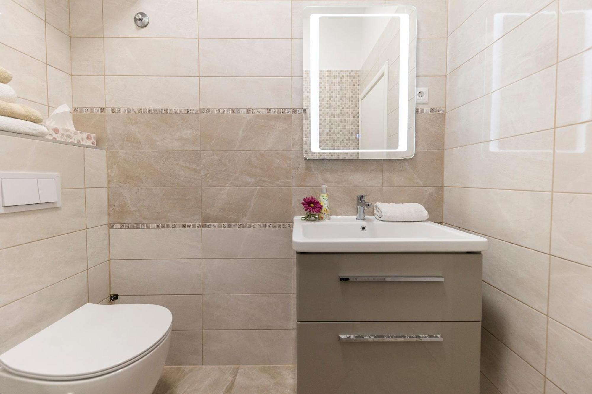Apartments & Rooms Kolovare Beach 3, Zadar Ngoại thất bức ảnh